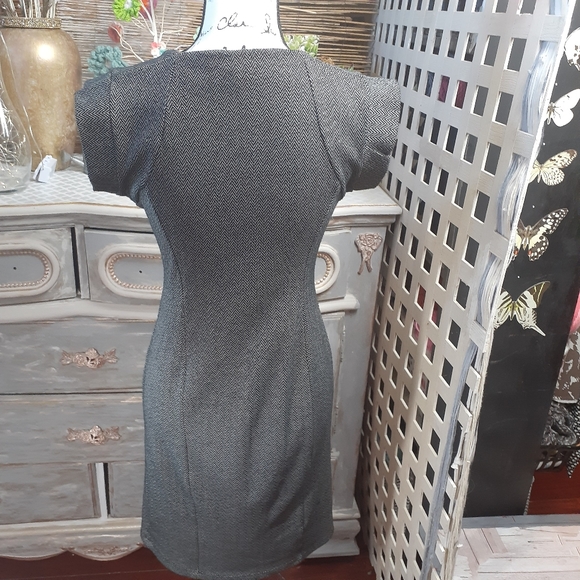 Tweed-like Autumn Dress - Picture 3 of 6